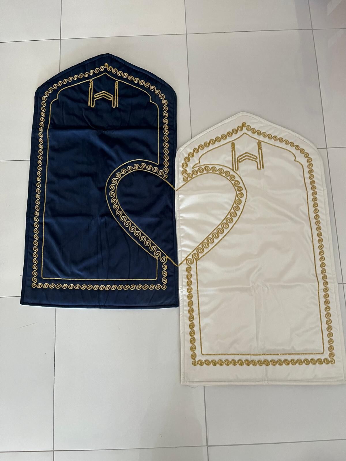 Kalpli Çift Seccadesi - Lacivert & Krem