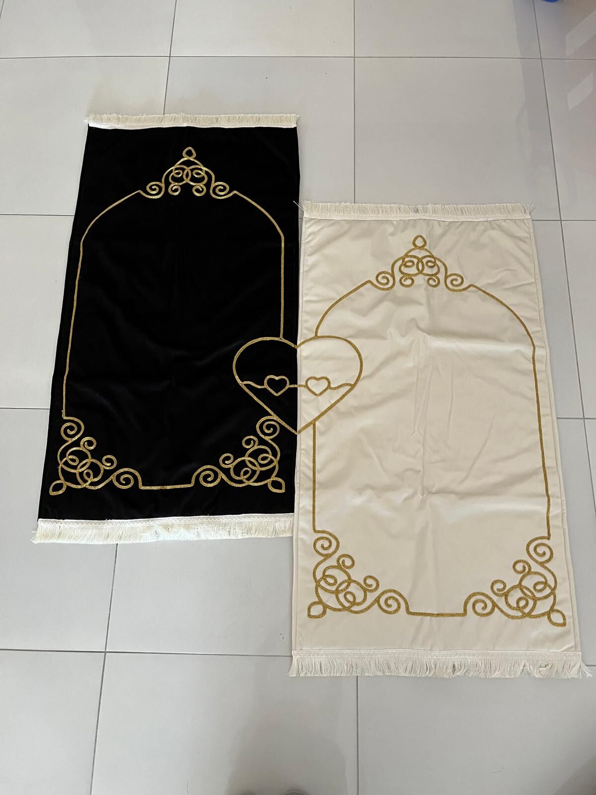 Kalpli Çift Seccadesi Saçak Püsküllü